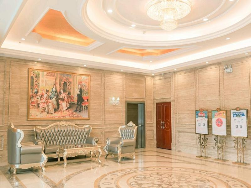 Vienna Hotel Jian People Square Ji'an  Zewnętrze zdjęcie