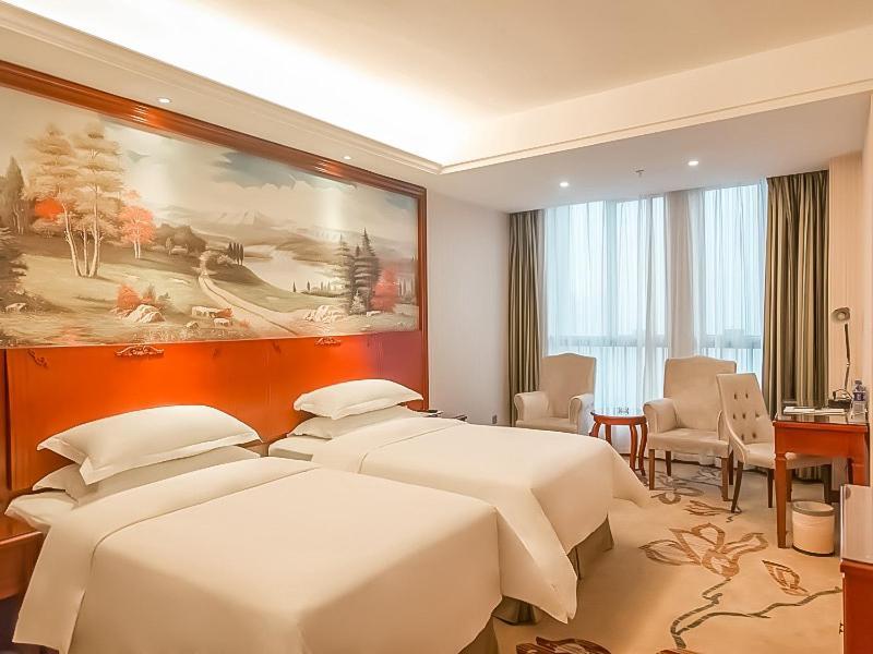Vienna Hotel Jian People Square Ji'an  Zewnętrze zdjęcie